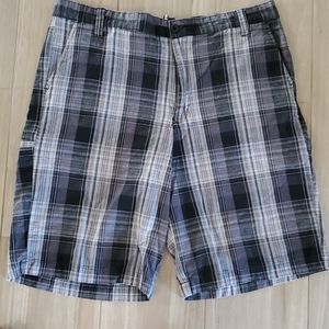 Burnside plaid shorts size 36